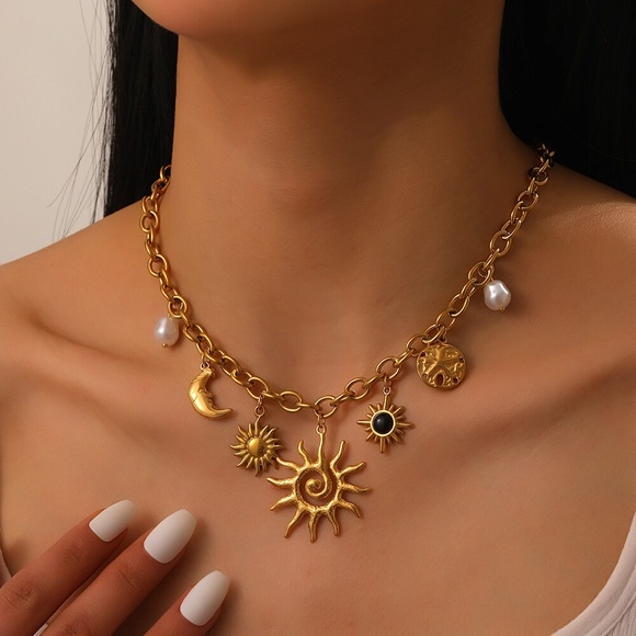 Jewelry - ✨ Gold Plated Sun & Moon Charm Necklace✨